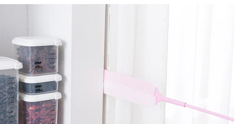 Slim Gap Dusting Brush